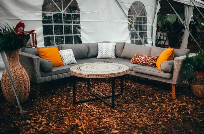 How to Choose the Best Outdoor Fabric for Cushions: Finding the Perfect Fit