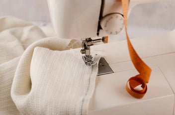 How to Sew the Raw Edge of Fabric: 8 Easy Ways to Finish Seams