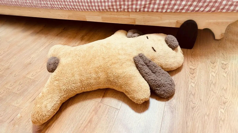 DIY Floor Pillow: A Lovely Dog-Shaped Plush Pillow in 5 Steps