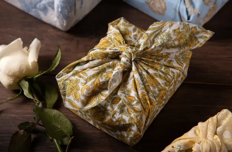 Gift Wrapping with Fabric: 3 Reusable Ideas to Wrap Gifts